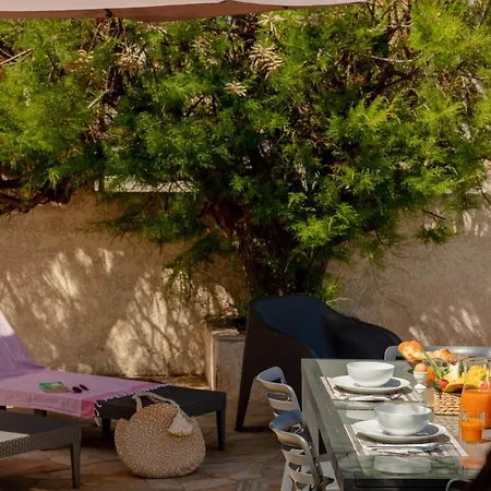 Le Cigalou, Authentique Cabanon De Pecheur En Bord De Avec Sa Terrasse Spacieuse Et Amenagee * Hyeres