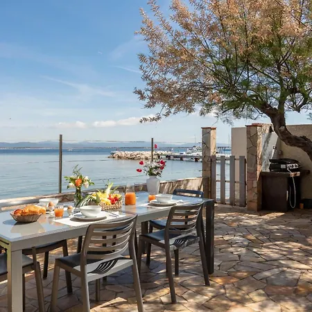 别墅 Le Cigalou, Authentique Cabanon De Pecheur En Bord De Avec Sa Terrasse Spacieuse Et Amenagee *