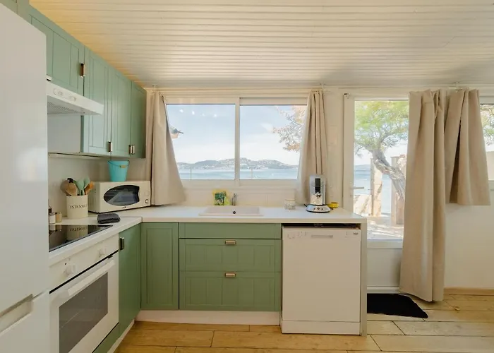 Villa Le Cigalou, Authentique Cabanon De Pêcheur En Bord De Avec Sa Terrasse Spacieuse Et Aménagée