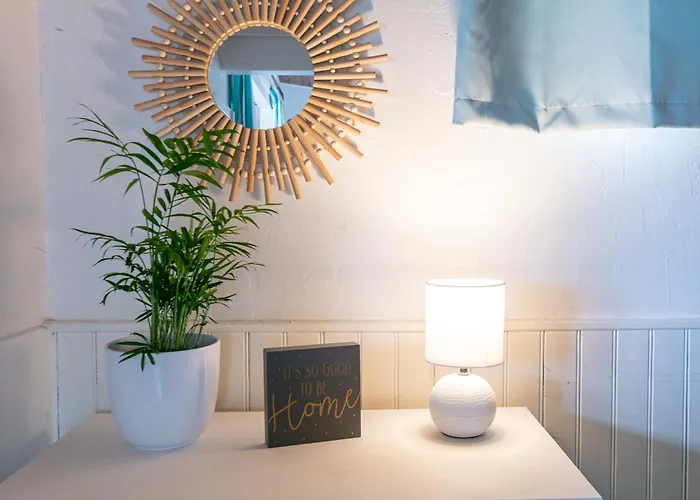 Le Cigalou, Authentique Cabanon De Pecheur En Bord De Avec Sa Terrasse Spacieuse Et Amenagee 耶尔